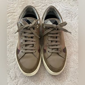 Burberry Sneakers